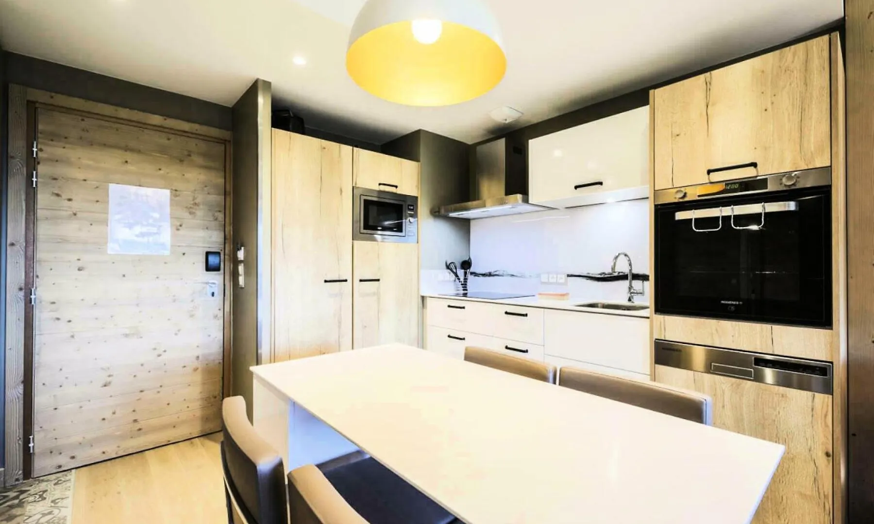 Residence Premium L'Hevana - Maeva Home - Appartement 2 Pieces 4 Personnes - Prestige Mae-1044 Les Allues 0*,  France